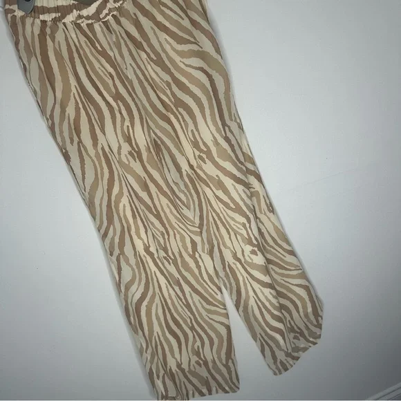 Soft Surroundings Safi Tan Cream Zebra Print Wide Leg pants - Picture 6 of 12